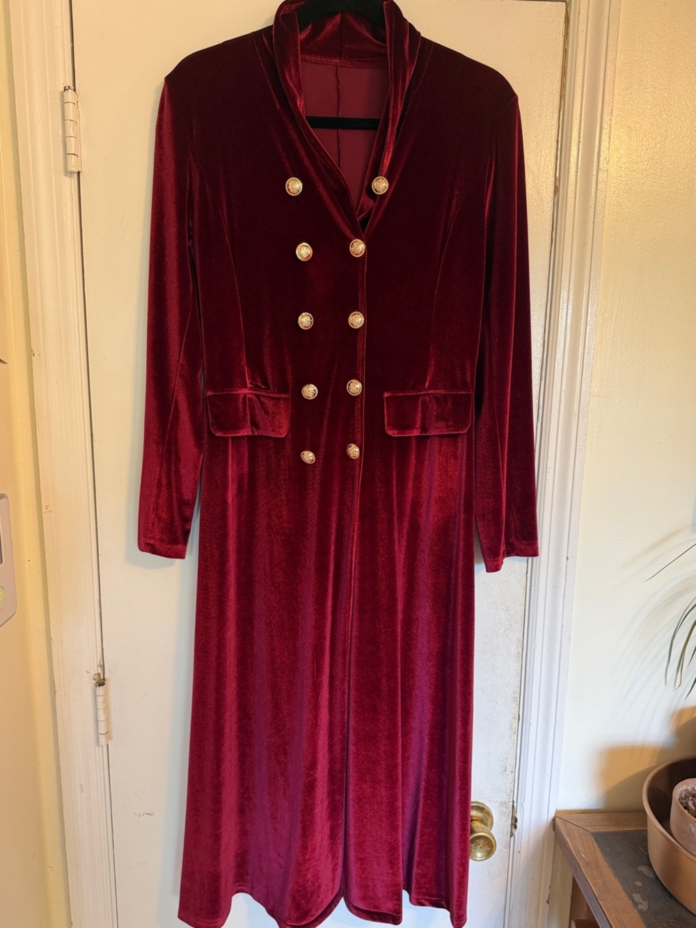 Vintage-Inspired Long Velvet Coatigan in Deep Burgundy